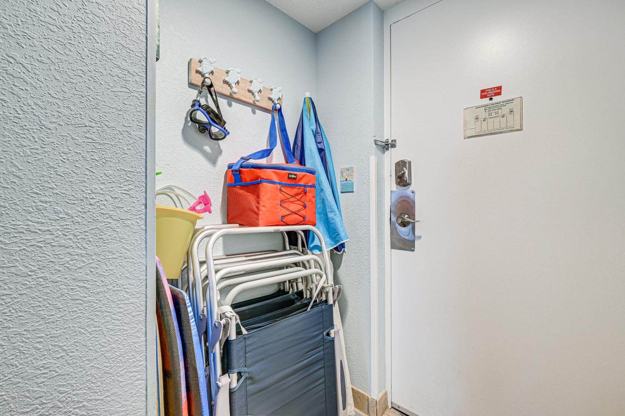 Beachy Condo With Pool Access And Steps To Boardwalk! شاطئ ميرتل المظهر الخارجي الصورة
