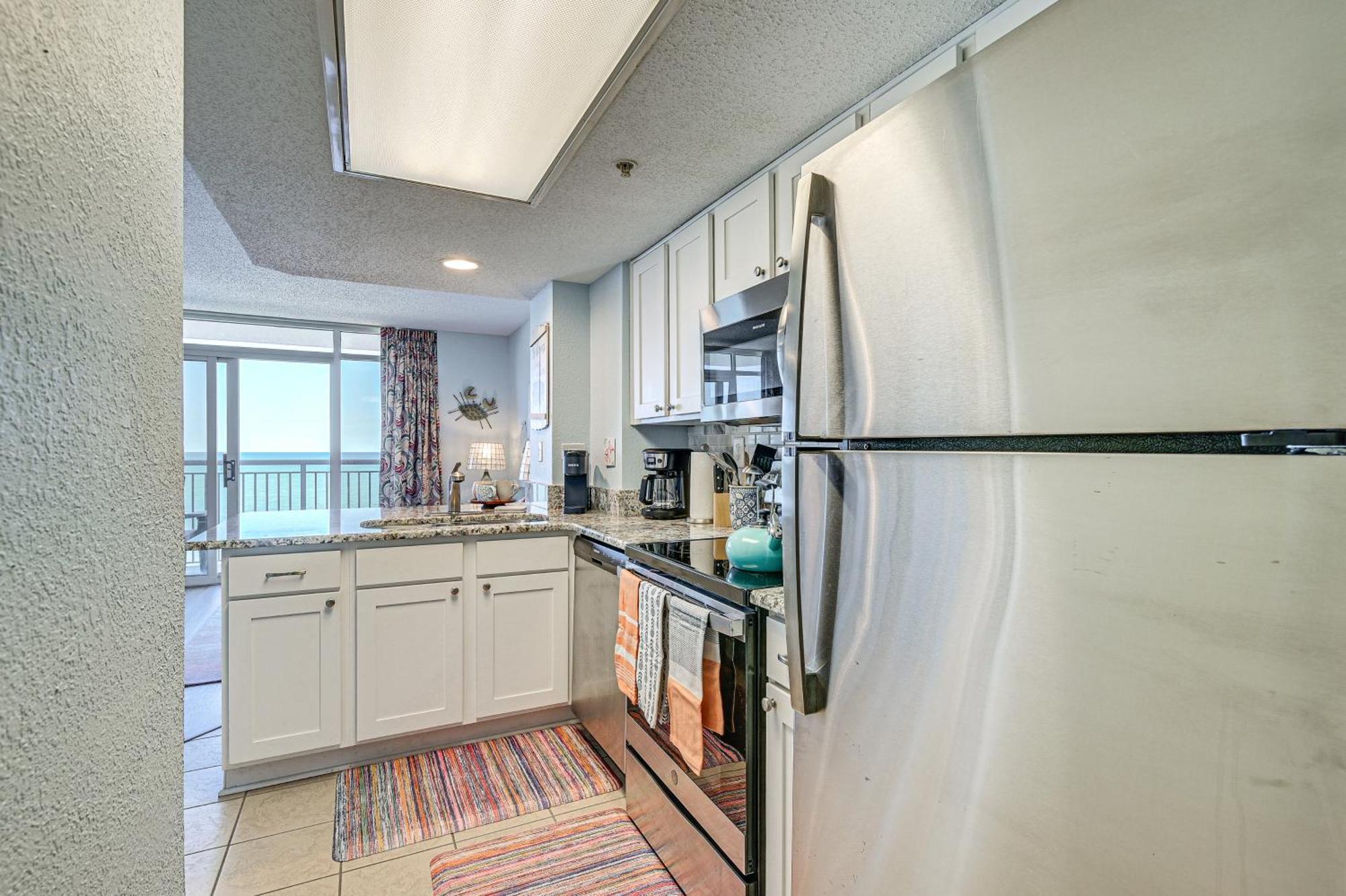 Beachy Condo With Pool Access And Steps To Boardwalk! شاطئ ميرتل المظهر الخارجي الصورة