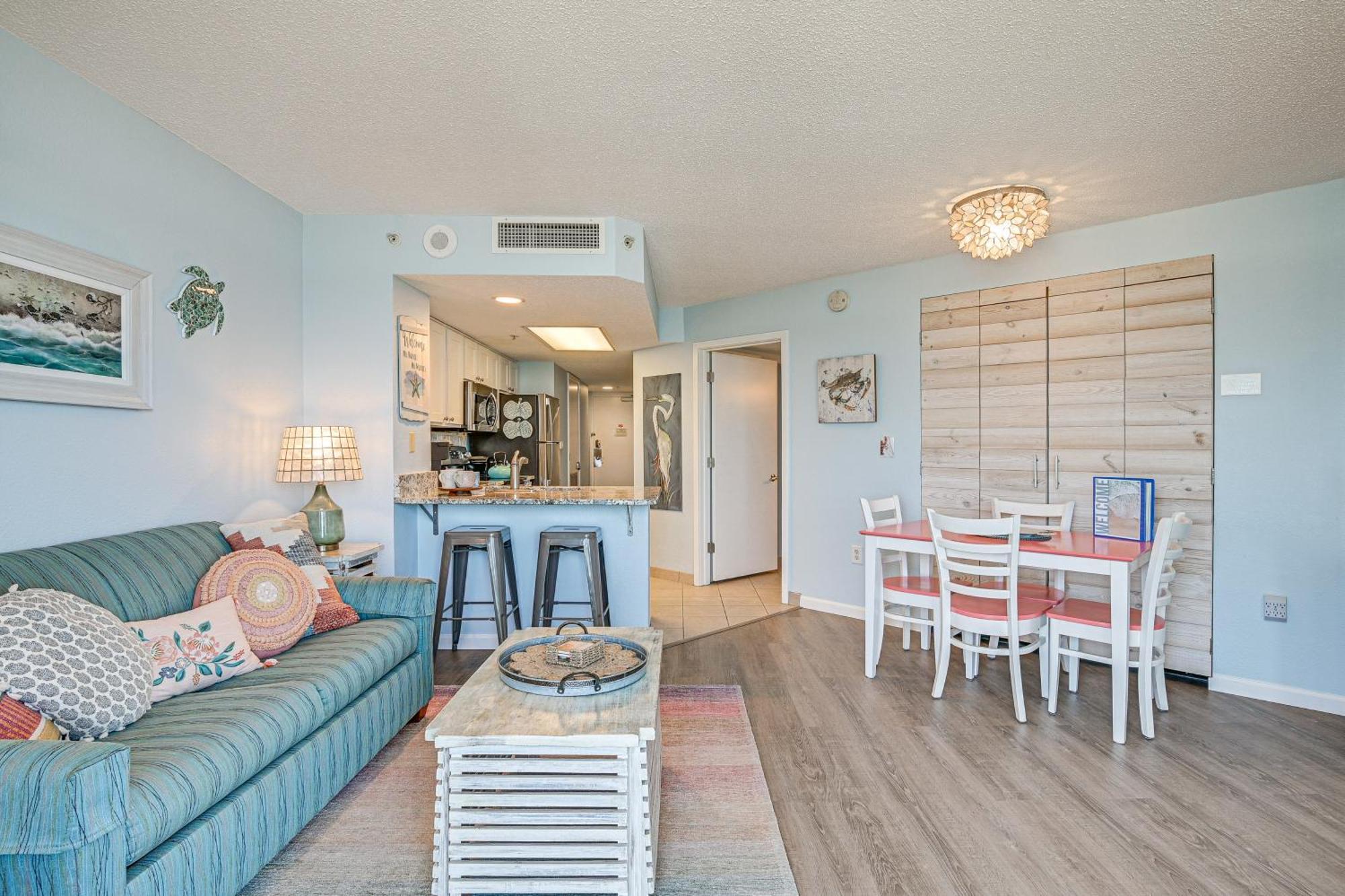 Beachy Condo With Pool Access And Steps To Boardwalk! شاطئ ميرتل المظهر الخارجي الصورة