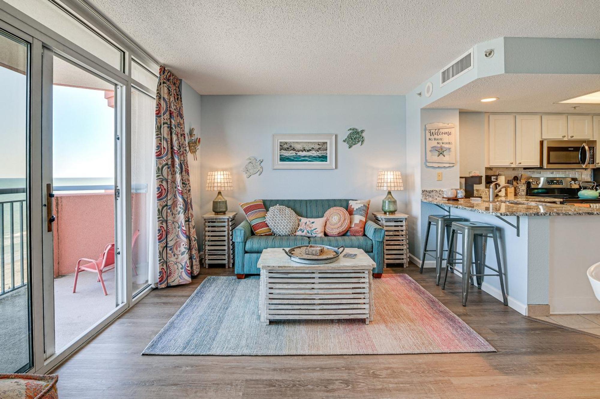 Beachy Condo With Pool Access And Steps To Boardwalk! شاطئ ميرتل المظهر الخارجي الصورة